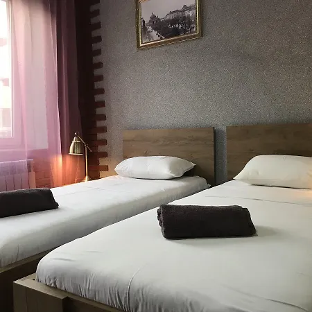 Compass Apart Aparthotel *